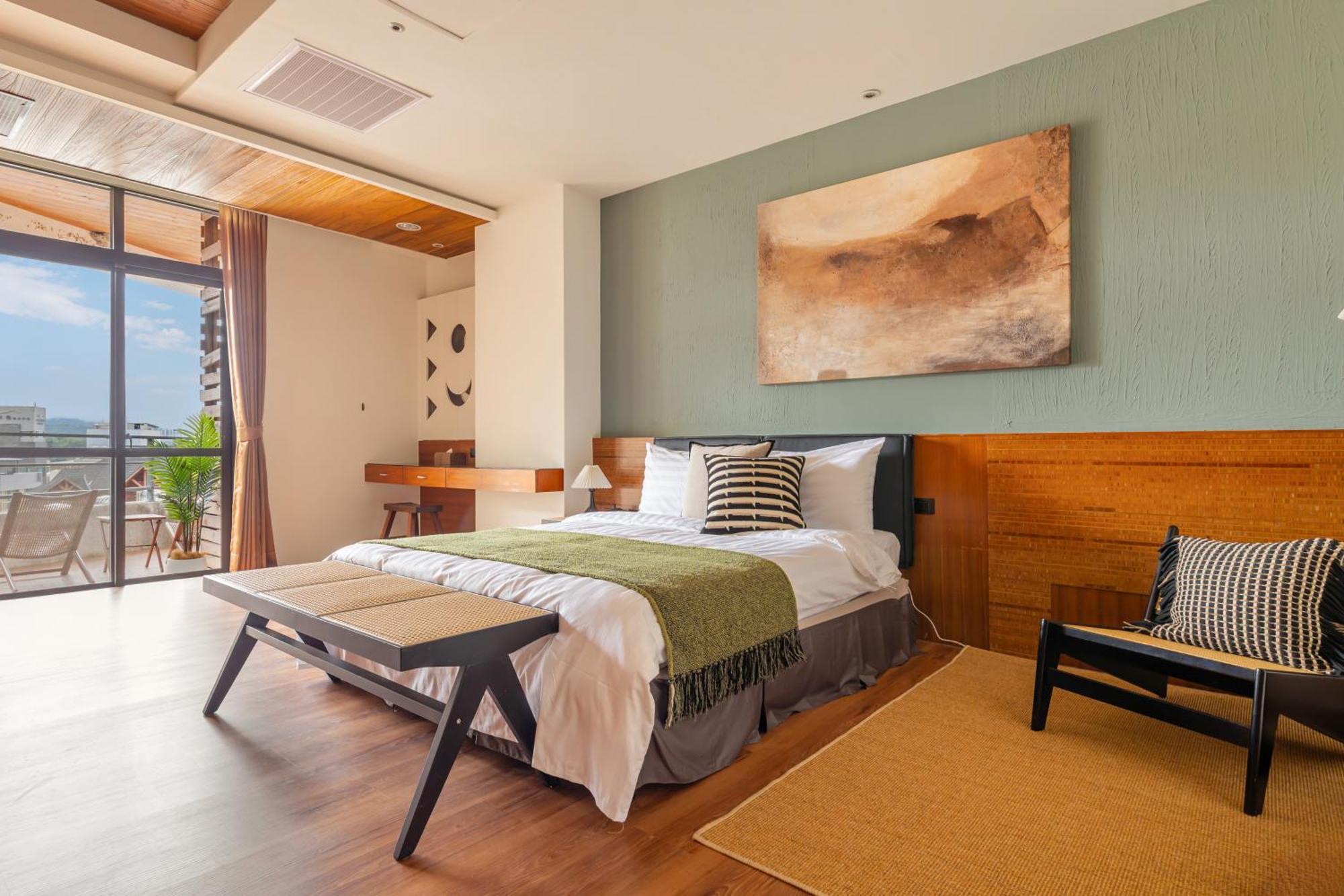Sun Moon Lake Itathao Vacation Inn With Elevator Yuchi Exterior foto