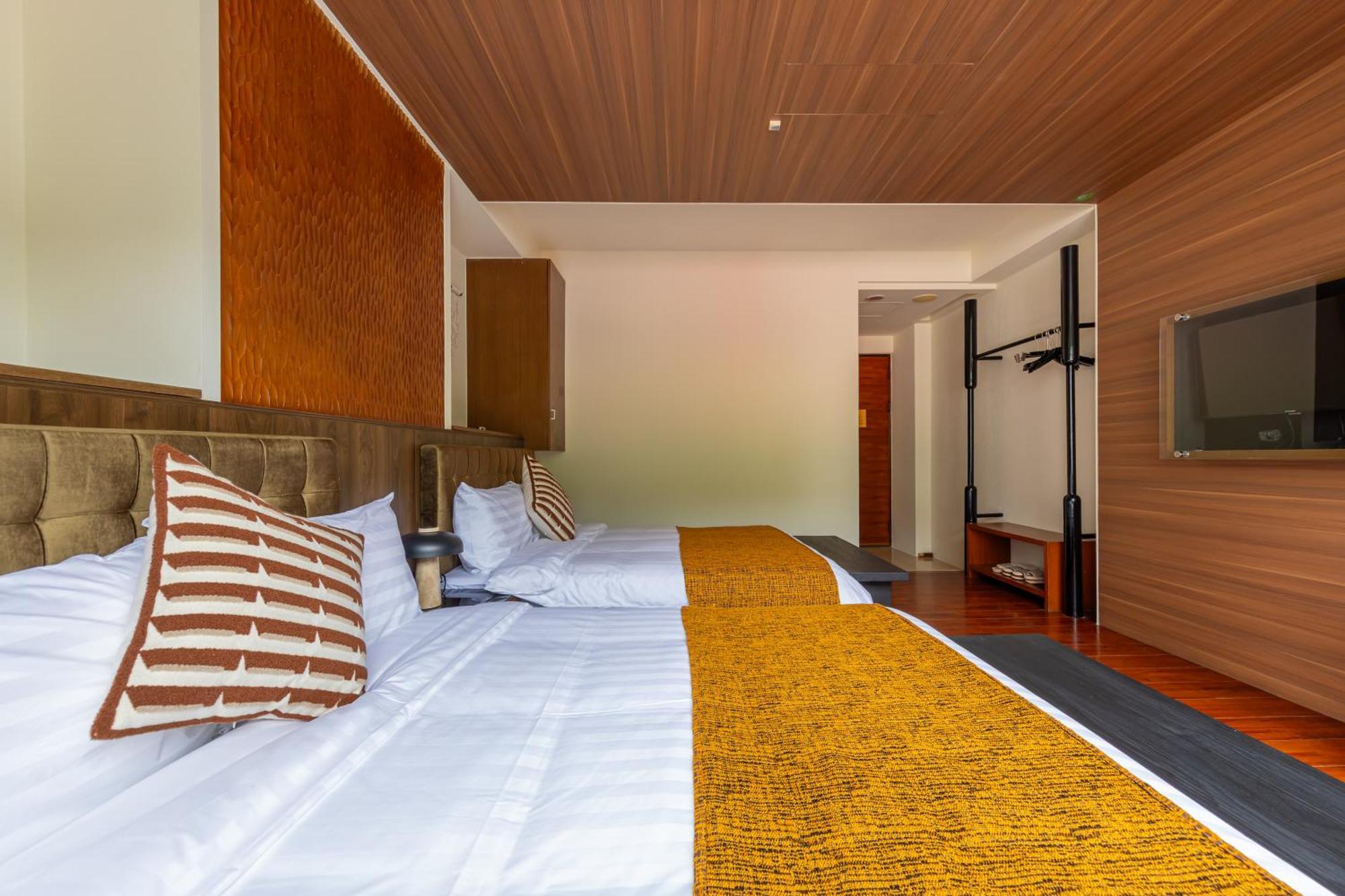 Sun Moon Lake Itathao Vacation Inn With Elevator Yuchi Exterior foto